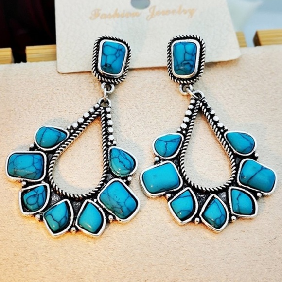 Jewelry - Retro-exaggerated silver Turquoise Earrings